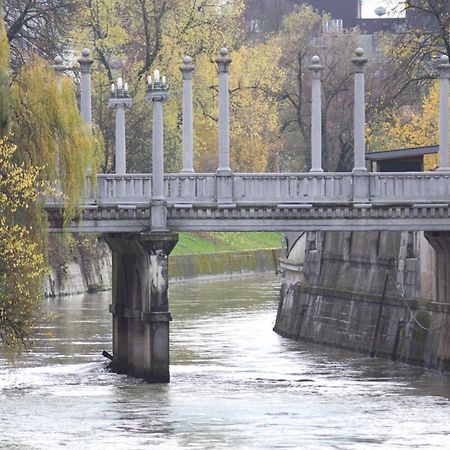 Urban Homy Ljubljana Bed & Breakfast ภายนอก รูปภาพ