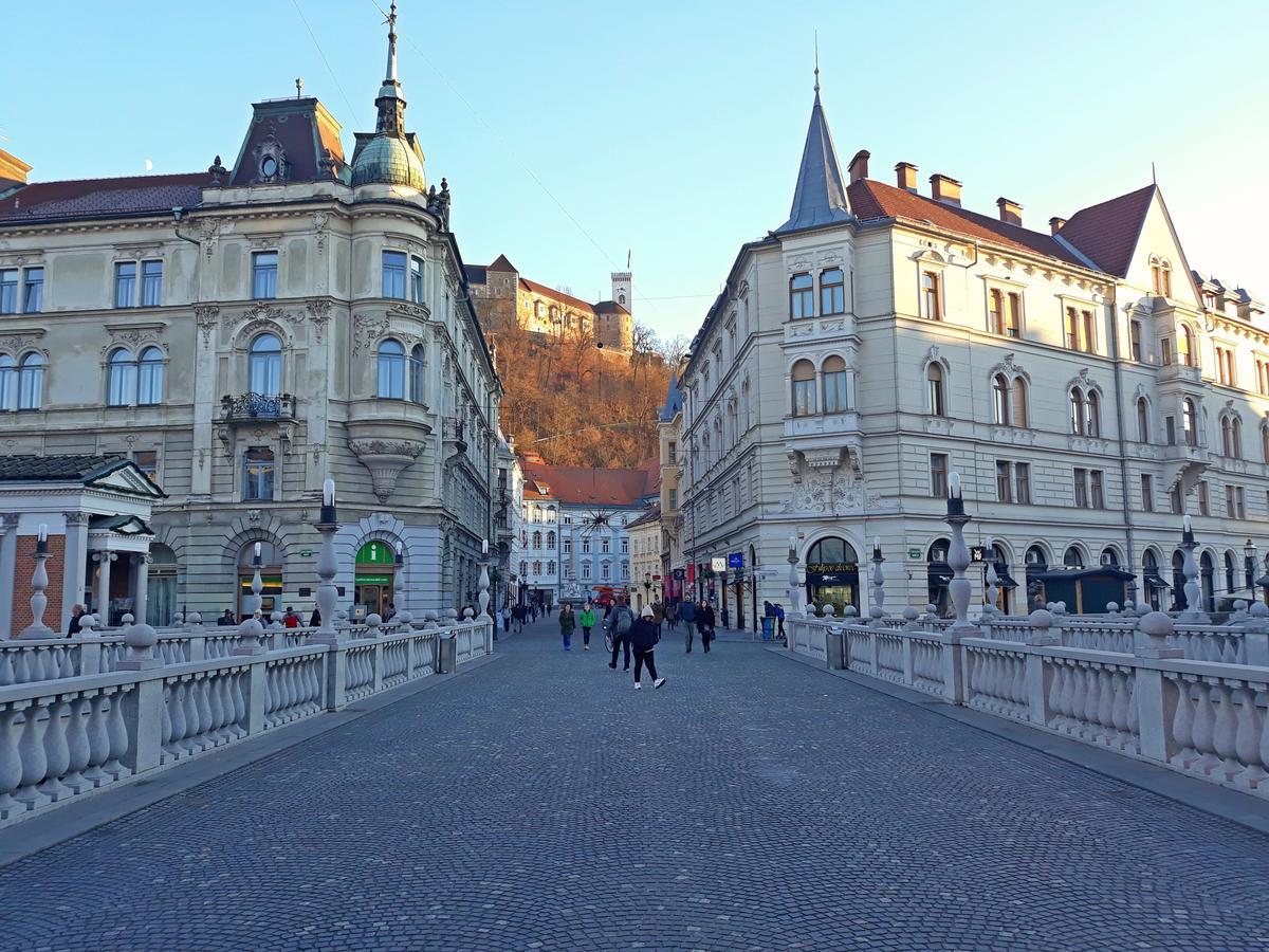 Urban Homy Ljubljana Bed & Breakfast ภายนอก รูปภาพ