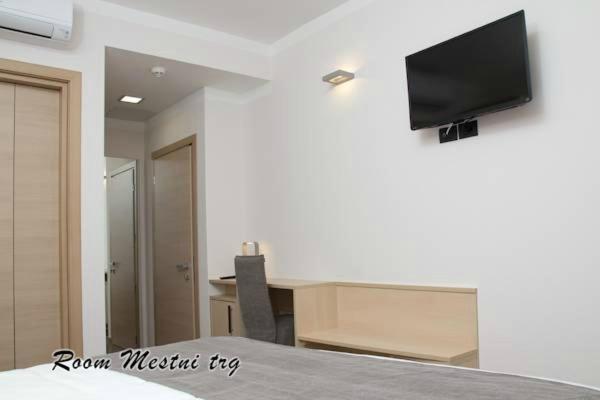 Urban Homy Ljubljana Bed & Breakfast ภายนอก รูปภาพ